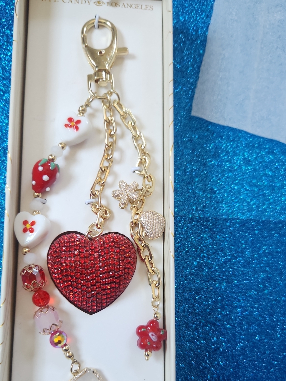 Eye candy Red Heart Beaded Key Chain Bag Charm NWT - Picture 4 of 5